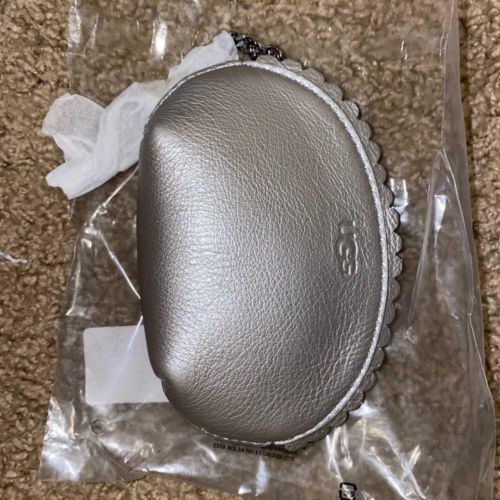 Ugg coin purse- new in package